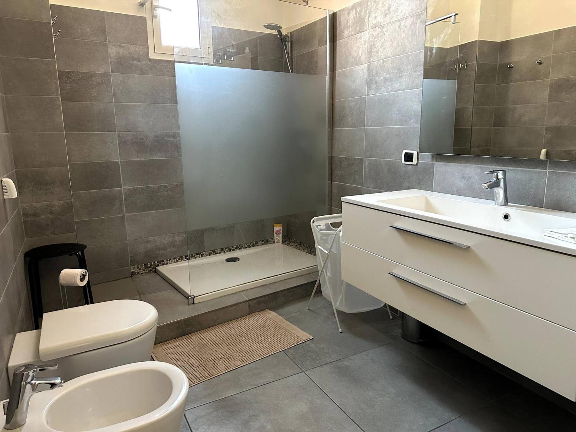 Beau 3 Pieces Vue Mer Menton Eksteriør billede